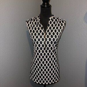 BLACK & WHITE GEOMETRIC BLOUSE